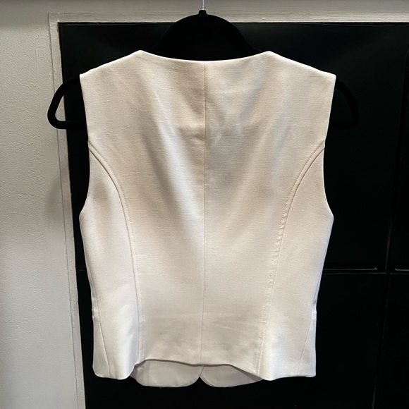 Cream Vest - Picture 4 of 4